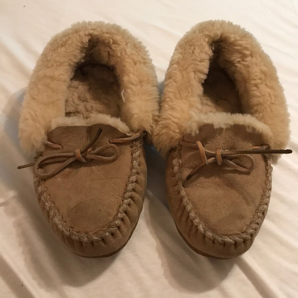 LL Bean Wicked Good Women’s Moccasin Slippers